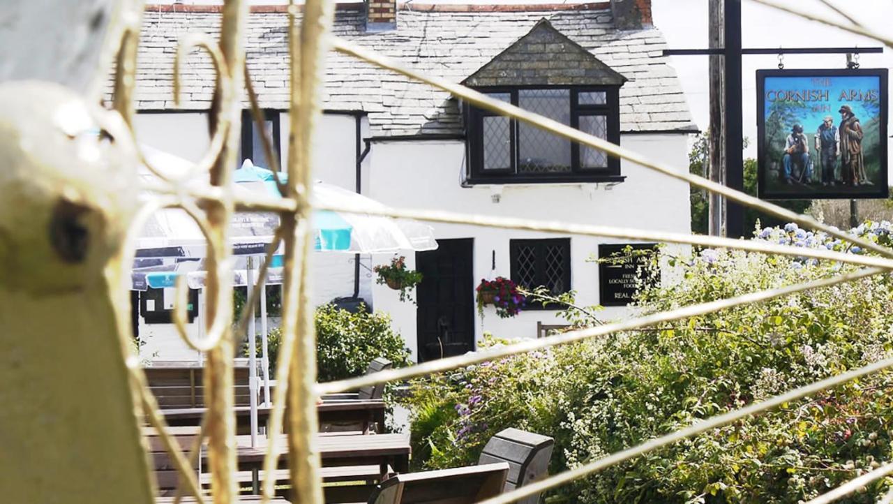 Cornish Arms Inn Port Isaac 2 Miles Pendoggett Exteriör bild