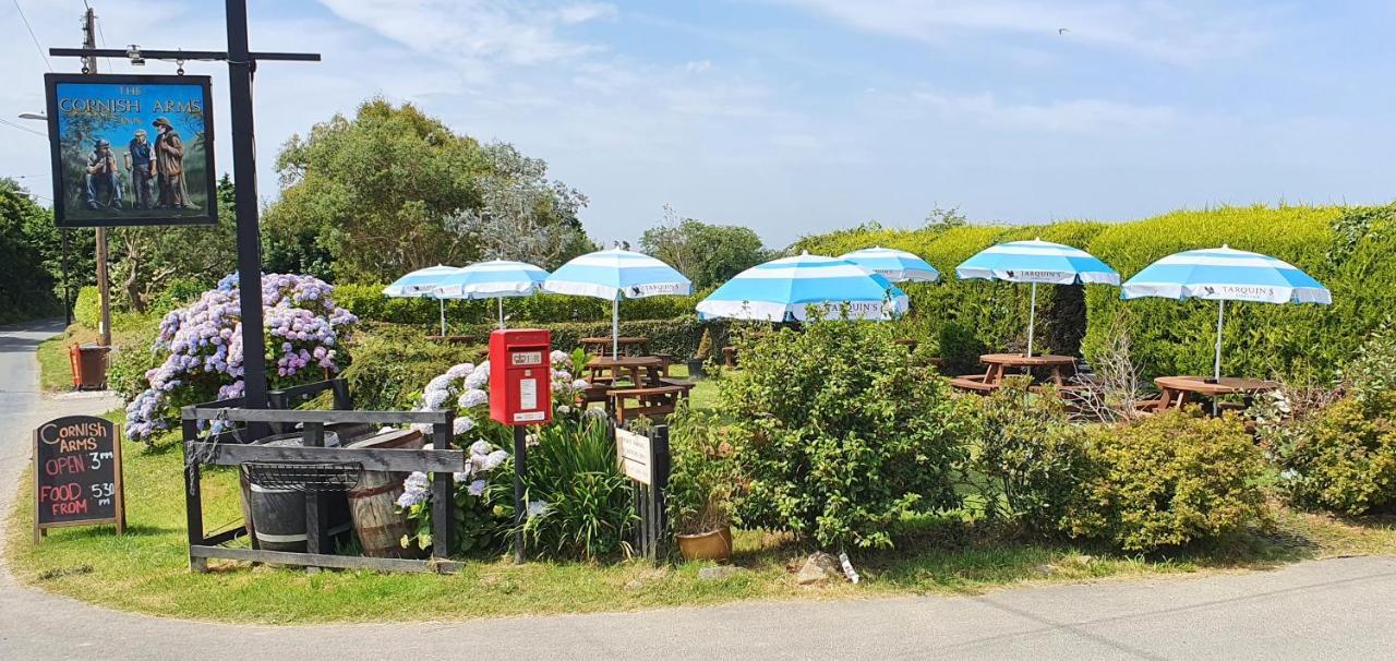 Cornish Arms Inn Port Isaac 2 Miles Pendoggett Exteriör bild