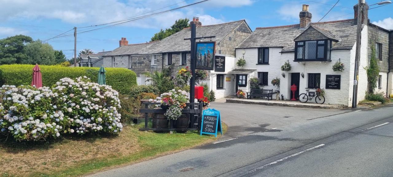 Cornish Arms Inn Port Isaac 2 Miles Pendoggett Exteriör bild